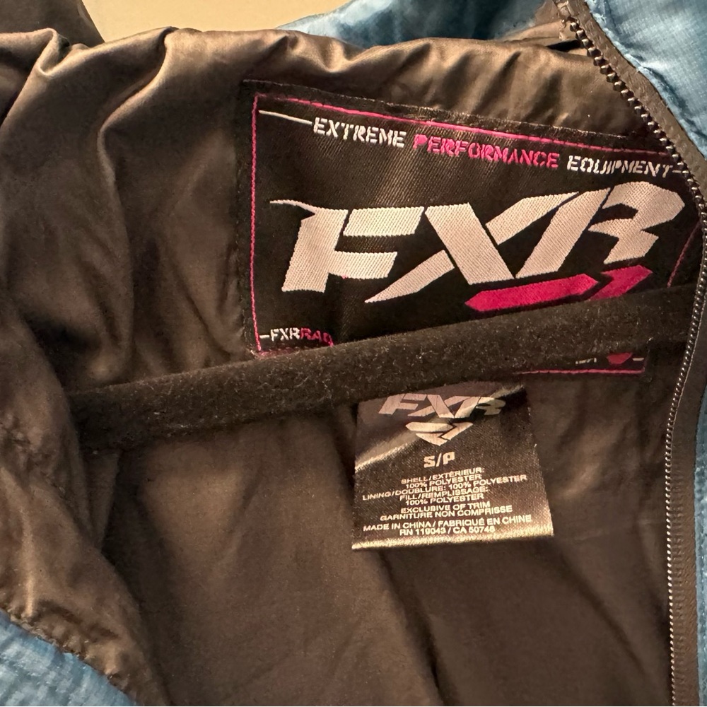 FXR puff jacket - Picture 3 of 3